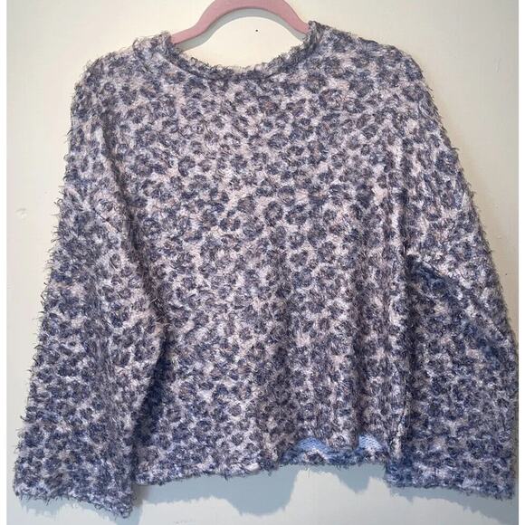 Zara Womens Oversized Fuzzy Knubby Cropped Sweater Animal Print Sz Medium - Picture 1 of 9